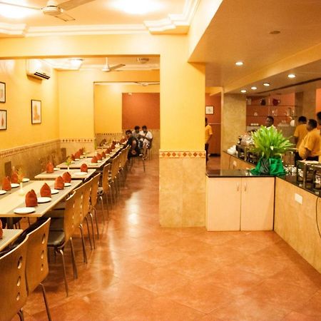 Pride Sun Village Resort & Spa Baga Buitenkant foto