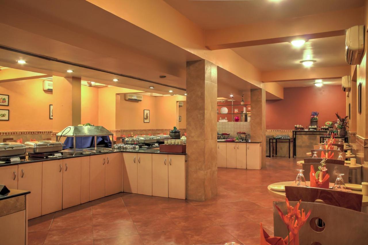 Pride Sun Village Resort & Spa Baga Buitenkant foto