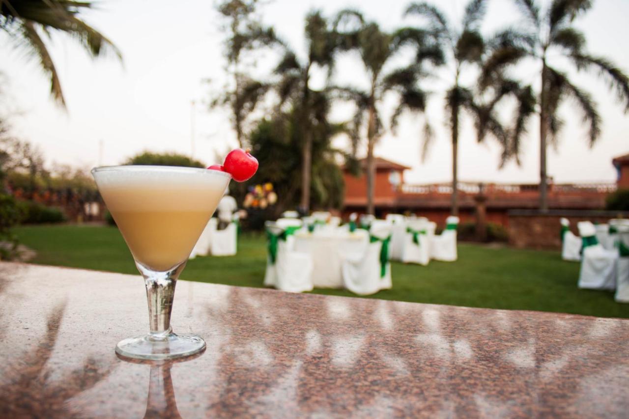 Pride Sun Village Resort & Spa Baga Buitenkant foto