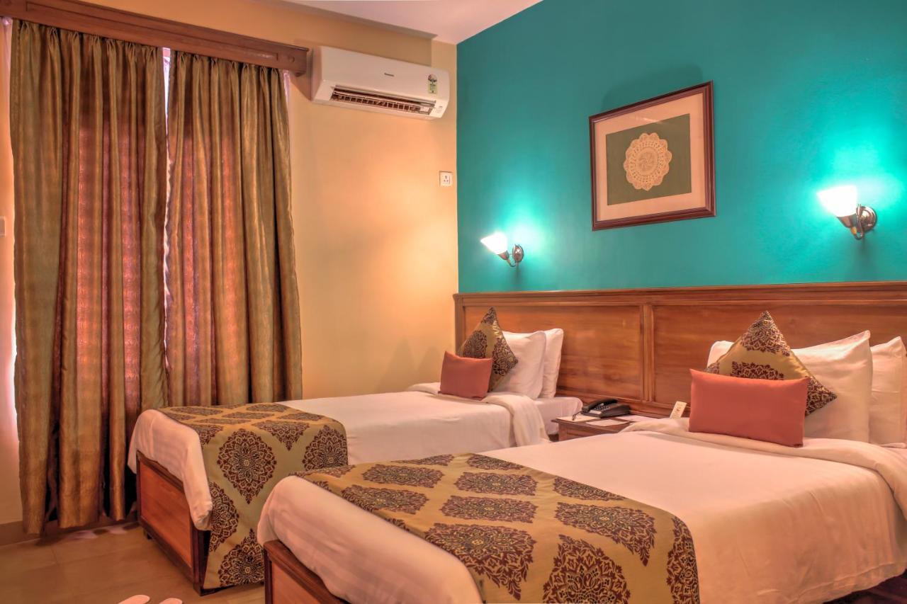 Pride Sun Village Resort & Spa Baga Buitenkant foto